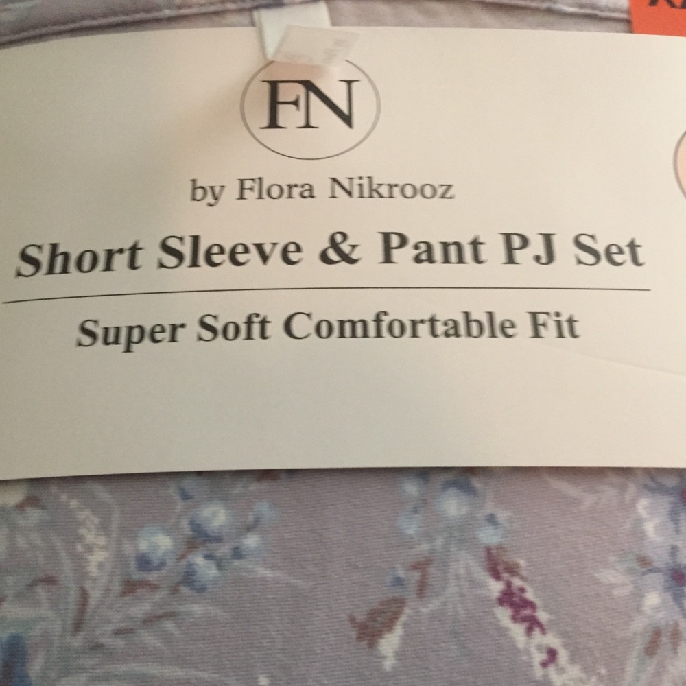 FLORA NIKROOZ SHORT SLEEVE & PANTS PAJAMA SET - Picture 3 of 12